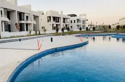 Villa - 3 Bedrooms - 2 Bathrooms for sale in Silva Compound - Sheikh Zayed Compounds - Sheikh Zayed City - Giza