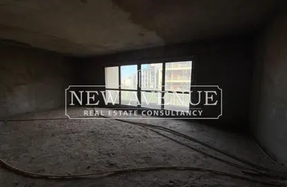 Apartment - 3 Bedrooms - 2 Bathrooms for sale in El Patio Oro - 5th Settlement Compounds - The 5th Settlement - New Cairo City - Cairo