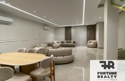 Townhouse - 5 Bedrooms - 4 Bathrooms for rent in Layan Residence - 5th Settlement Compounds - The 5th Settlement - New Cairo City - Cairo Townhouse - 5 Bedrooms - 4 Bathrooms for rent in Layan Residence - 5th Settlement Compounds - The 5th Settlement - New Cairo City - Cairo