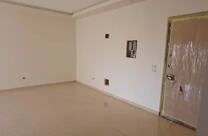 شقة - 3 غرف نوم - 2 حمامات للايجار في شارع ال ٩٠ الجنوبي - شارع التسعين الجنوبي - التجمع الخامس - مدينة القاهرة الجديدة - القاهرة