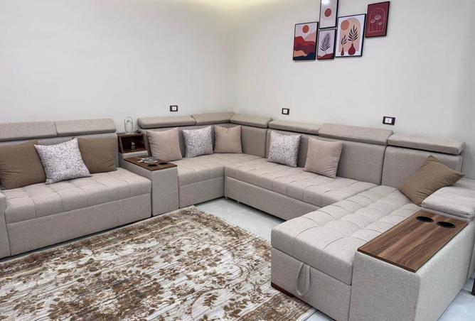 8187426 - Property Image 2