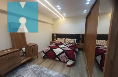 شقة - 3 غرف نوم - 2 حمامات للايجار في اوبرا سيتي - الحي السادس - الشيخ زايد - الجيزة