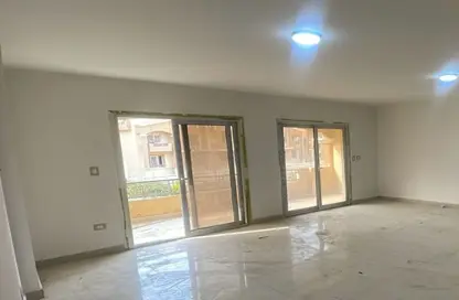 Apartment - 3 Bedrooms - 3 Bathrooms for rent in Al Khamayel city - Sheikh Zayed Compounds - Sheikh Zayed City - Giza