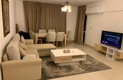 Apartment - 2 Bedrooms - 1 Bathroom for rent in El Rehab Extension - Al Rehab - New Cairo City - Cairo
