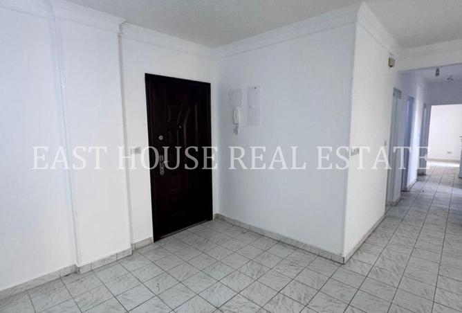 8233361 - Property Image 2