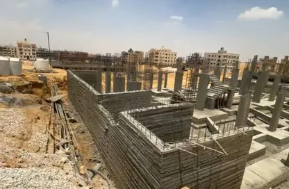 Apartment - 3 Bedrooms - 2 Bathrooms for sale in Bait Alwatan - The 5th Settlement - New Cairo City - Cairo
