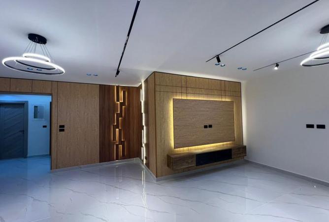 8477312 - Property Image 3