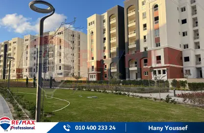 Apartment - 4 Bedrooms - 3 Bathrooms for sale in Alex West - Alexandria Compounds - Alexandria