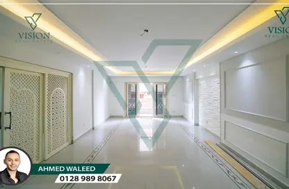 Apartment - 3 Bedrooms - 2 Bathrooms for sale in Mohamed Masoud St. - Waboor Elmayah - Hay Wasat - Alexandria