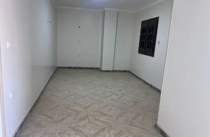 Apartment - 3 Bedrooms - 2 Bathrooms for rent in Al Gezira St. - South Investors Area - New Cairo City - Cairo