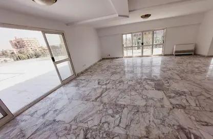 Penthouse - 4 Bedrooms - 3 Bathrooms for rent in Sarayat Al Maadi - Hay El Maadi - Cairo