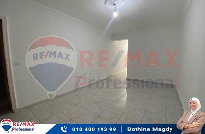 Apartment - 3 Bedrooms - 2 Bathrooms for sale in Al Shaheed Tayar Mahmoud Shaker Abdel Moneim St. - Smouha - Hay Sharq - Alexandria