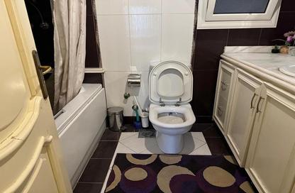 Apartment - 3 Bedrooms - 3 Bathrooms for sale in Mohi Al Din Abou El Ezz St. - Mohandessin - Giza