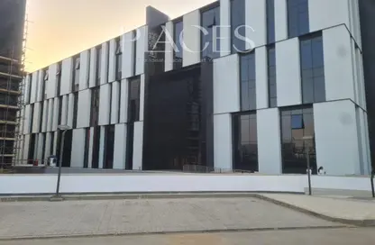 Office Space - Studio - 1 Bathroom for rent in Hyde Park Business District Mall - South Teseen St. - The 5th Settlement - New Cairo City - Cairo