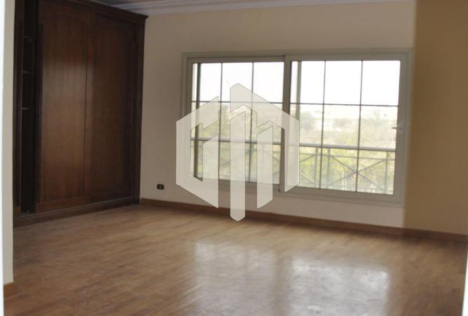 8123064 - Property Image 2