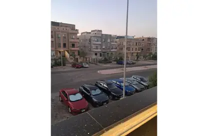 شقة - 3 غرف نوم - 2 حمامات للبيع في الحي الثامن - الشيخ زايد - الجيزة