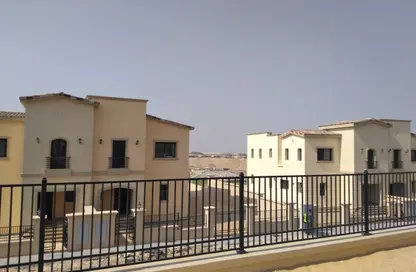 منزل مزدوج - 3 غرف نوم - 4 حمامات للبيع في ليفانا - اب تاون كايرو - المقطم - القاهرة