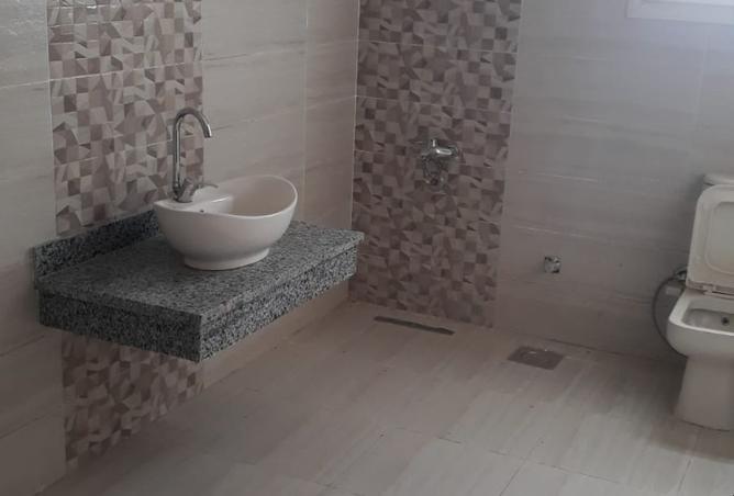 8414341 - Property Image 2