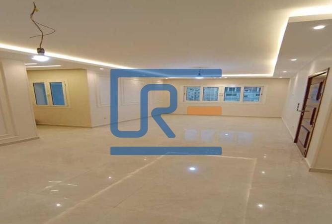 8243508 - Property Main Image