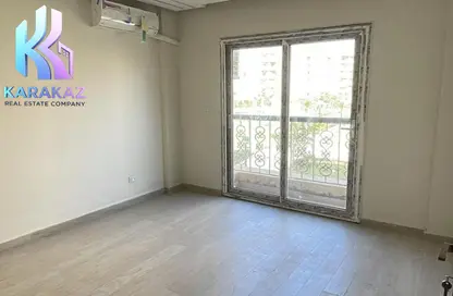 Apartment - 3 Bedrooms - 2 Bathrooms for rent in Al Rehab - New Cairo City - Cairo
