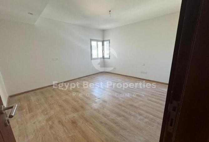 8297023 - Property Image 3