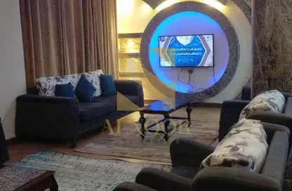Apartment - 3 Bedrooms - 2 Bathrooms for rent in Al Mostathmir El Saghir - 10th District - Sheikh Zayed City - Giza