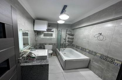 Apartment - 3 Bedrooms - 3 Bathrooms for sale in El Rehab Extension - Al Rehab - New Cairo City - Cairo
