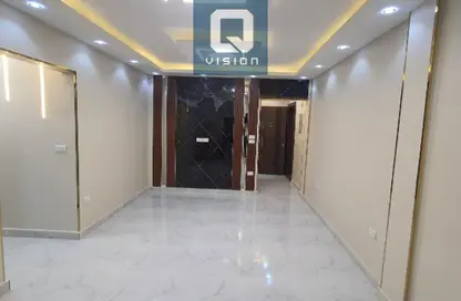 Apartment - 2 Bedrooms - 1 Bathroom for rent in Al Shorouk Housing St. - Al Nadi Al Ahly - Nasr City - Cairo
