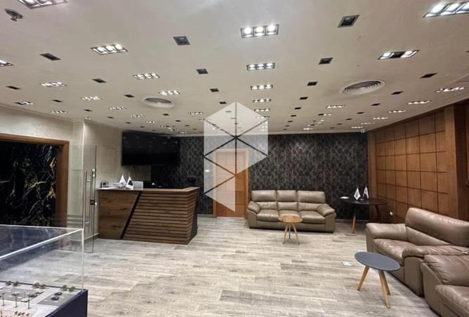 8225106 - Property Image 3