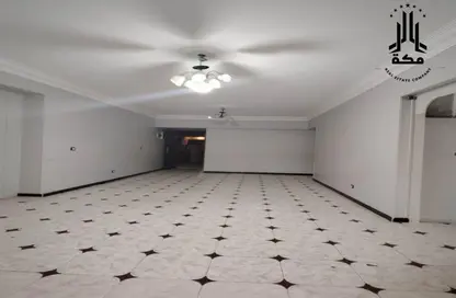 شقة - 3 غرف نوم - 1 حمام للايجار في شارع صلاح سالم - روكسي - مصر الجديدة - القاهرة