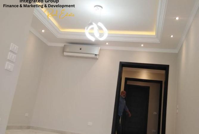 8368848 - Property Image 2