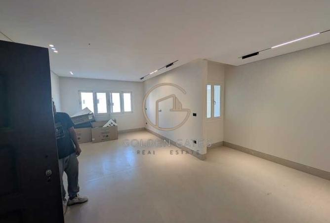 8351208 - Property Main Image