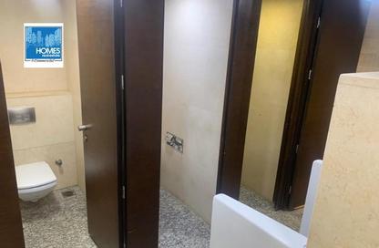 محل تجاري - استوديو - 3 حمامات للايجار في شارع النزهه - الماظة - مصر الجديدة - القاهرة
