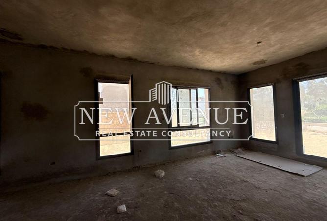 8186942 - Property Image 2