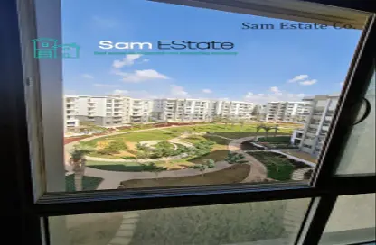 Apartment - 4 Bedrooms - 4 Bathrooms for sale in Hyde Park - 5th Settlement Compounds - The 5th Settlement - New Cairo City - Cairo