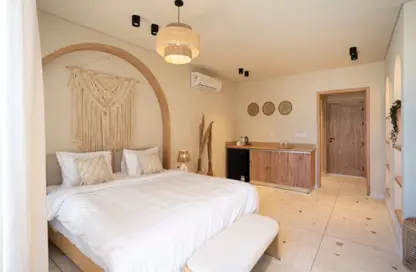 Chalet - 3 Bedrooms - 3 Bathrooms for sale in Seashore - Ras Al Hekma - North Coast