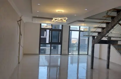 (بنتهاوس  (روف - 4 غرف نوم - 3 حمامات للبيع في صن كابيتال - طريق الفيوم الصحراوى - مدينة 6 أكتوبر - الجيزة