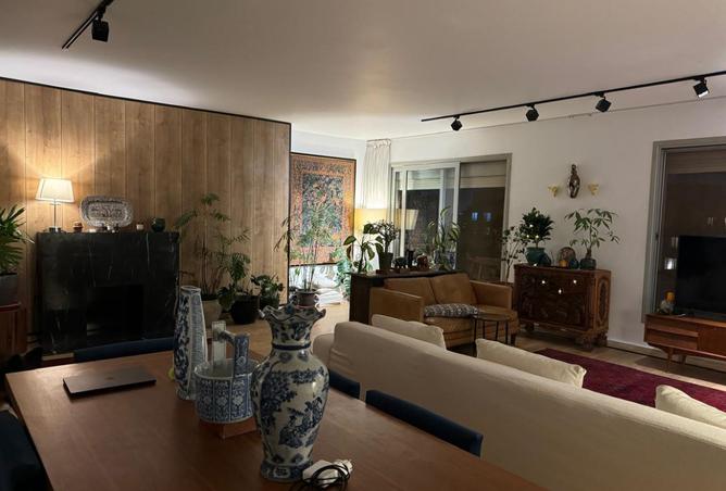 8054865 - Property Image 3
