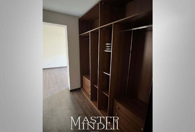 8270260 - Property Image 3