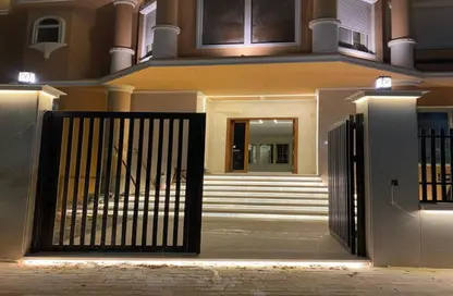 تاون هاوس - 6 غرف نوم - 4 حمامات للايجار في قطامية جاردنز - كمبوندات القطامية - القطامية - مدينة القاهرة الجديدة - القاهرة