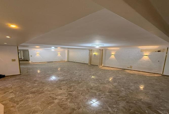 8192403 - Property Main Image