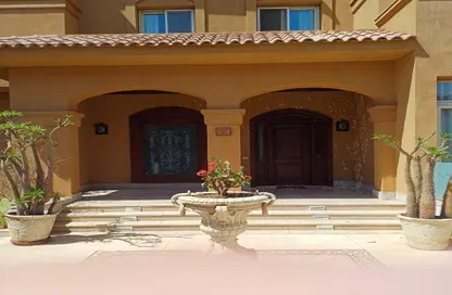 Villa - 6 Bedrooms - 5 Bathrooms for sale in Swan Lake Katameya - The 1st Settlement - New Cairo City - Cairo