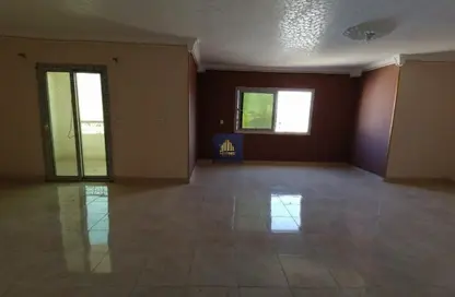 شقة - 3 غرف نوم - 2 حمامات للايجار في شارع مصر المستقبل - الهضبة الوسطي - المقطم - القاهرة