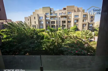 شقة - 2 غرف نوم - 2 حمامات للبيع في فيلدج جيت - المستثمرين الجنوبية - مدينة القاهرة الجديدة - القاهرة