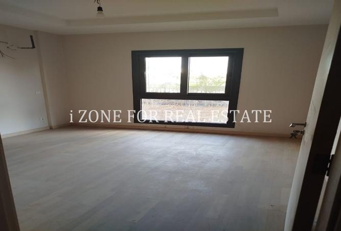 8318669 - Property Image 2