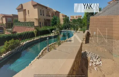 Villa - 6 Bedrooms - 4 Bathrooms for sale in Moon Valley - South Investors Area - New Cairo City - Cairo