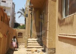 Duplex - 5 bedrooms - 2 bathrooms for للبيع in El Banafseg 2 - El Banafseg - New Cairo City - Cairo