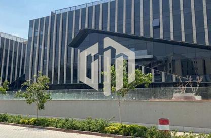 Office Space - Studio - 2 Bathrooms for sale in Eastown - 5th Settlement Compounds - The 5th Settlement - New Cairo City - Cairo
