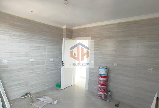8032133 - Property Image 3
