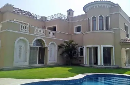 فيلا - 6 غرف نوم - 5 حمامات للبيع في سوان ليك قطامية - التجمع الاول - مدينة القاهرة الجديدة - القاهرة